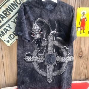 Vintage Y2K The Mountain Dragon Tie dye T-shirt Size M
